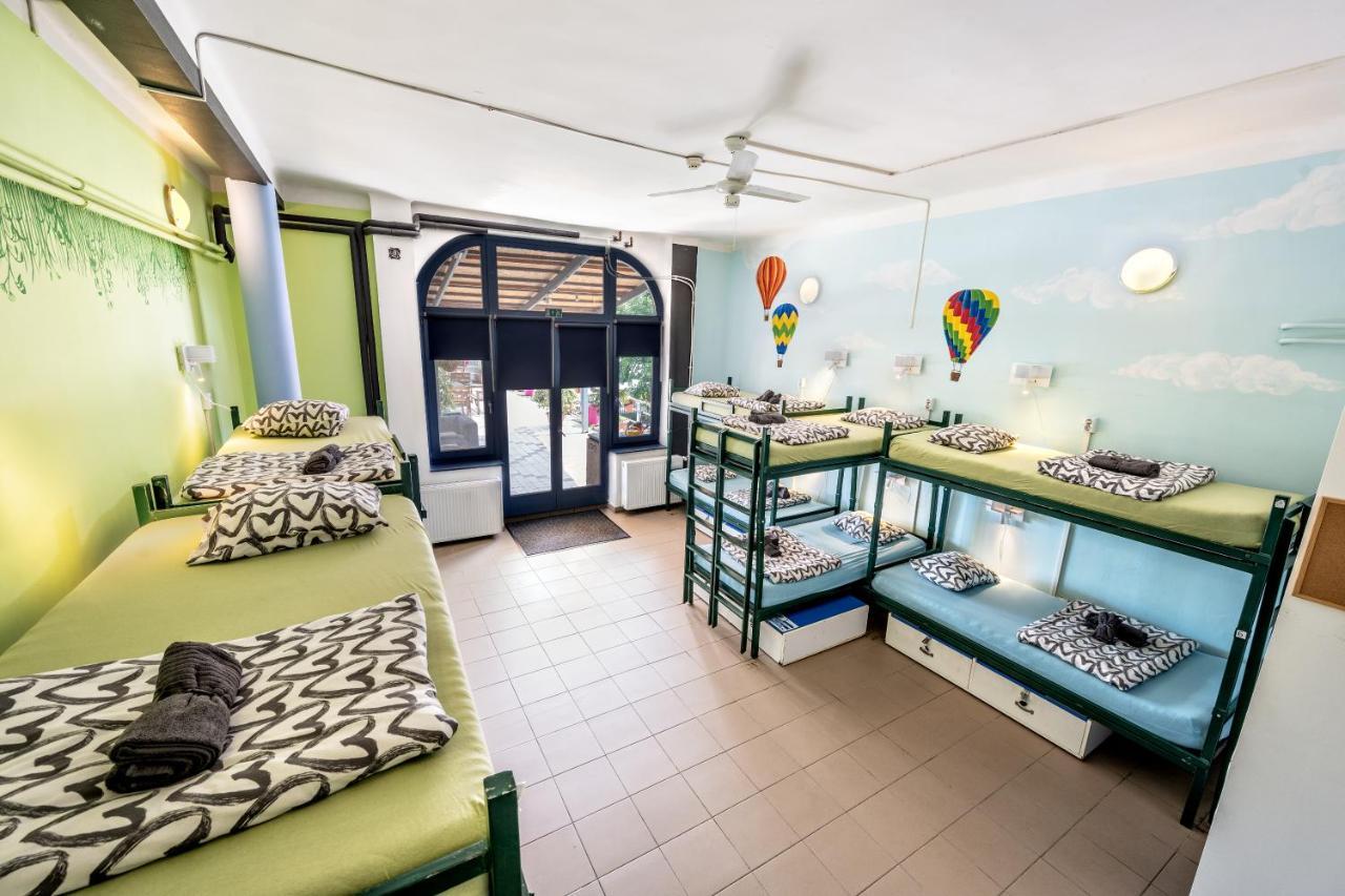Island Hostel Budapest (Adults Only) Eksteriør bilde Hostel in Berlin