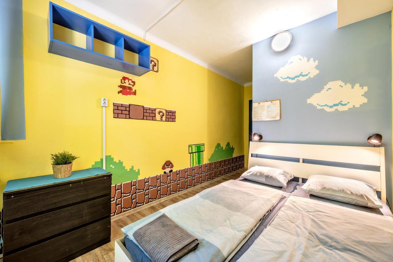 Island Hostel Budapest (Adults Only) Eksteriør bilde A Super Mario themed room at the Super Mario Hotel