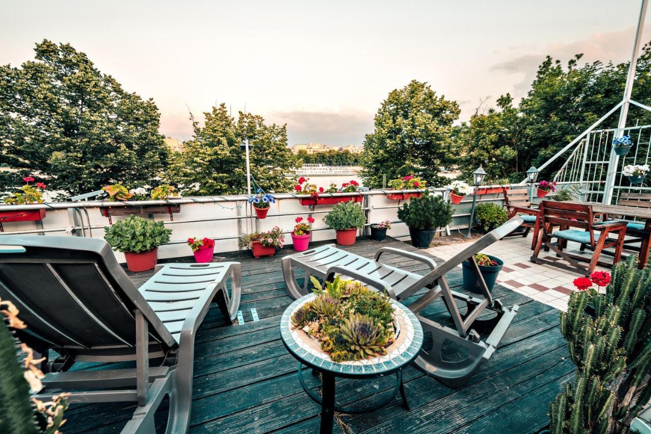 Island Hostel Budapest (Adults Only) Eksteriør bilde Rooftop garden