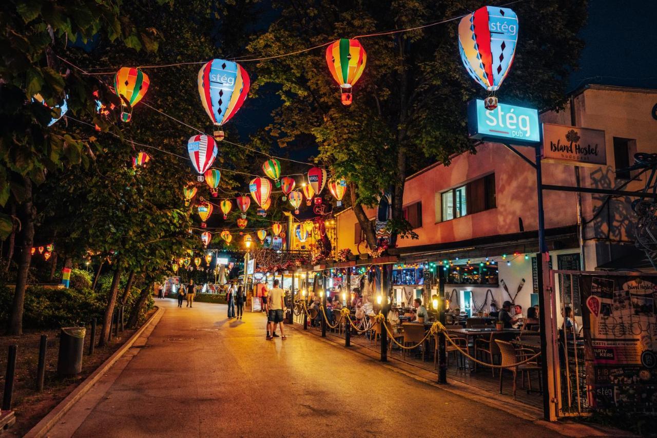 Island Hostel Budapest (Adults Only) Eksteriør bilde The Lantern Festival in Itaewon