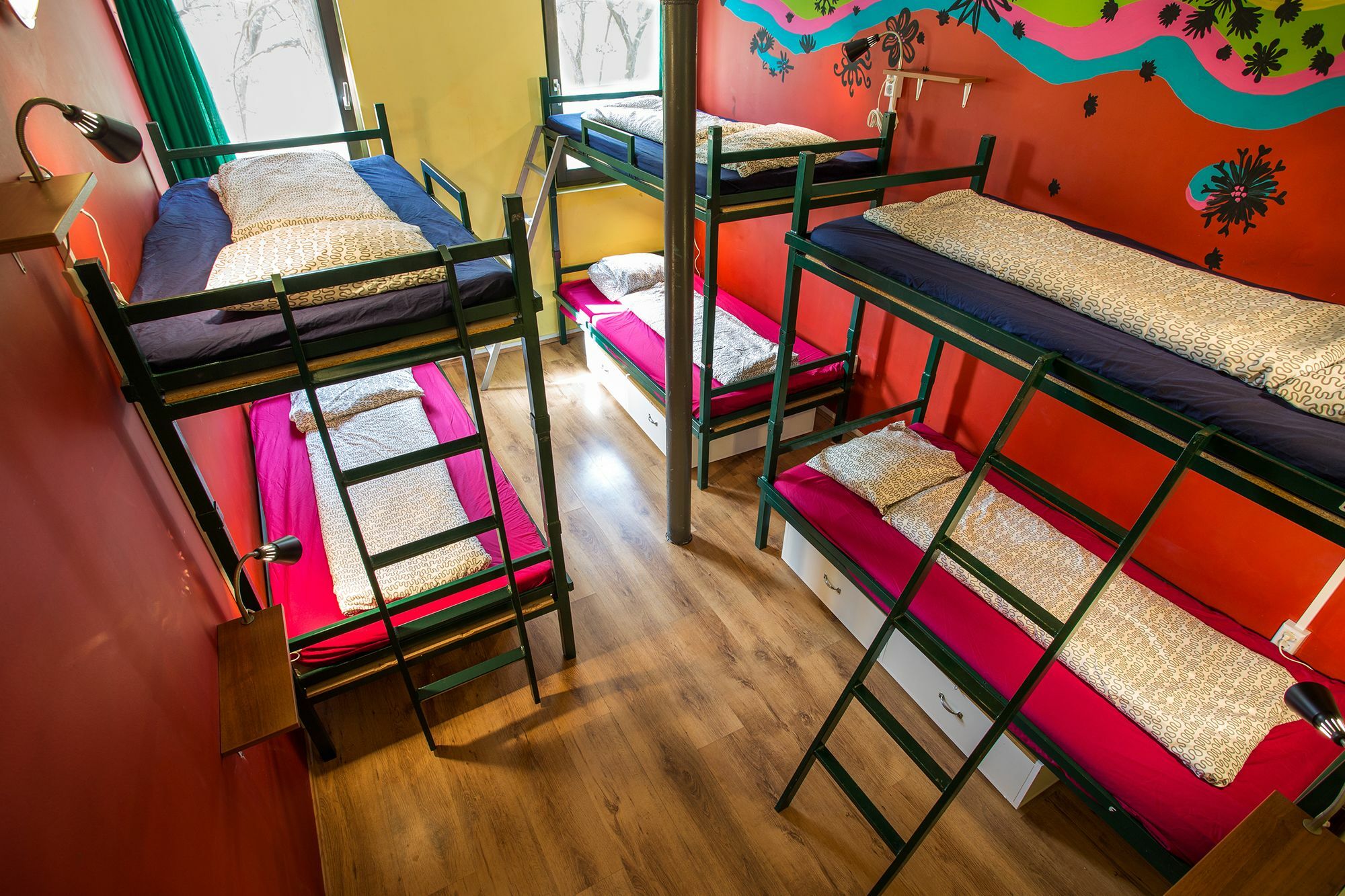 Island Hostel Budapest (Adults Only) Eksteriør bilde Hostel room in Prague